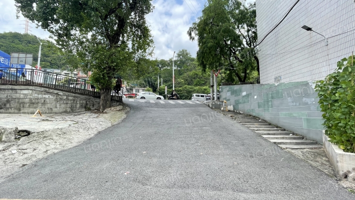 花溪大道北段566号外景图