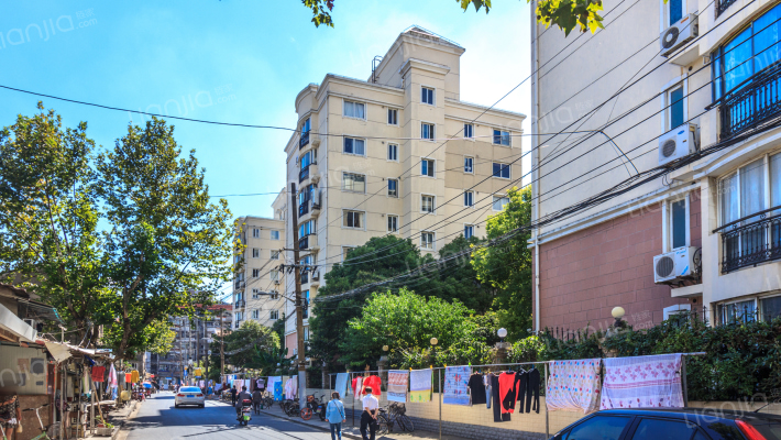 广盛公寓外景图