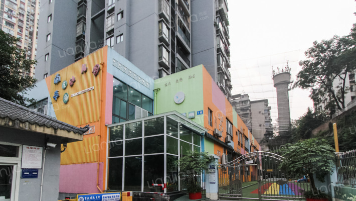 人盛钻石公寓外景图