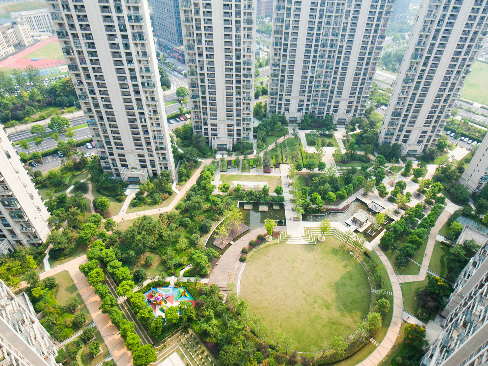 寰宇天下小区实景 3