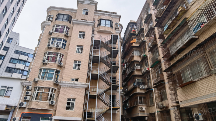 莱特小区外景图