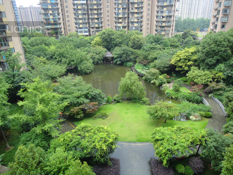 Linfeng Garden compound photo 2