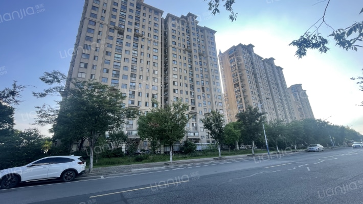 金域蓝湾三区外景图