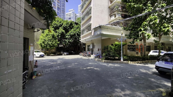 惠台宿舍小区外景图