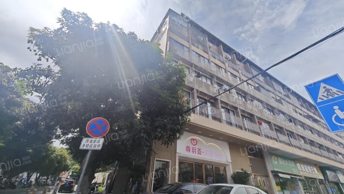 兴发大街外景图