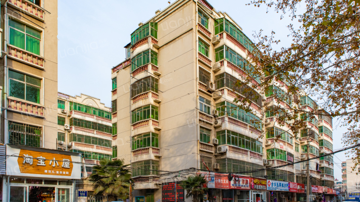 凤凰台东花园外景图