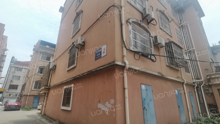 长江中路240号外景图