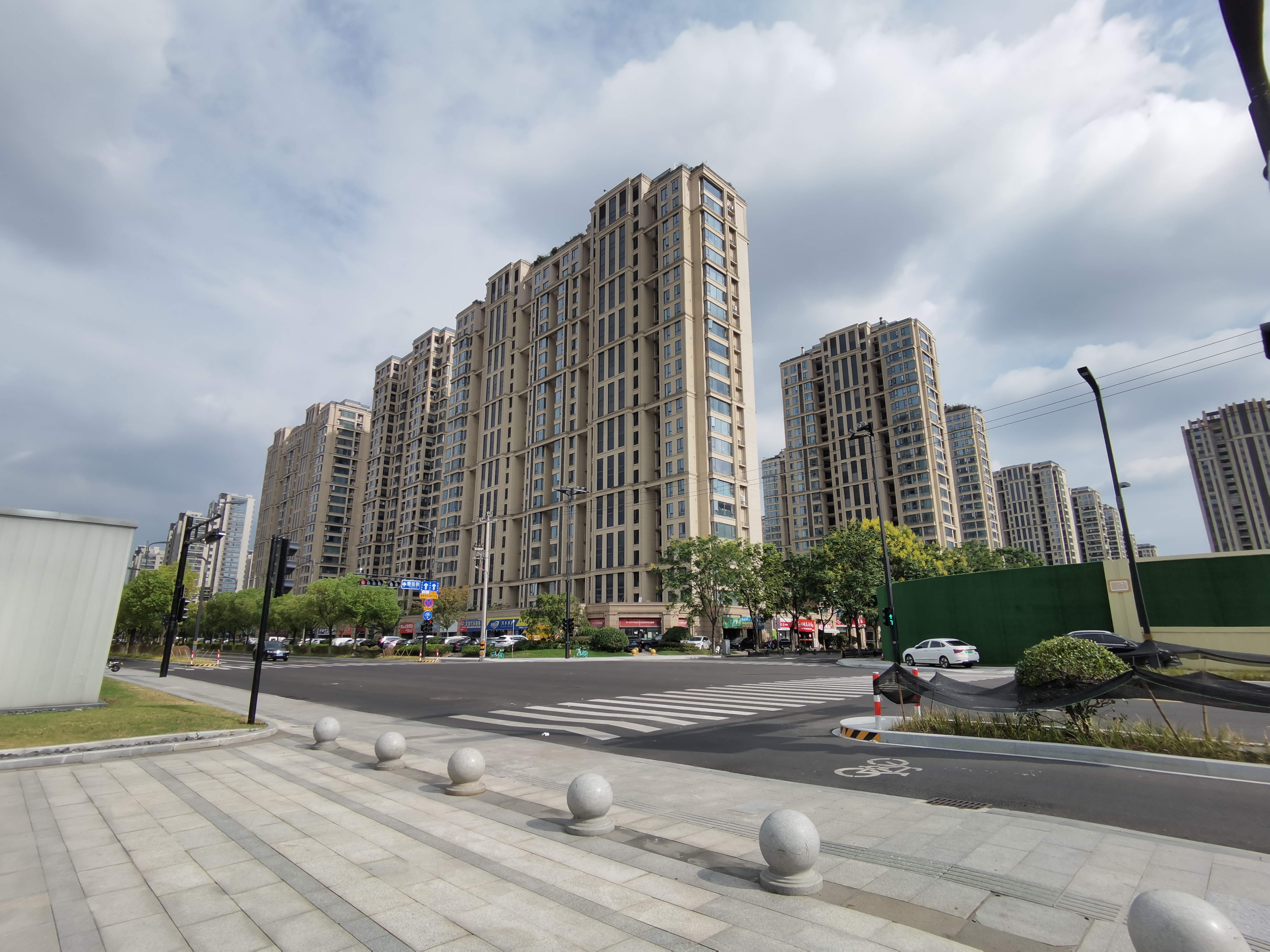 Wanjia Mingcheng compound photo 4
