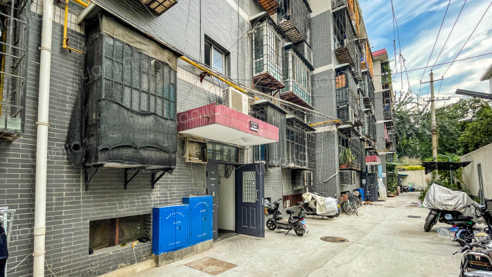 西安儿童公园家属院外景图