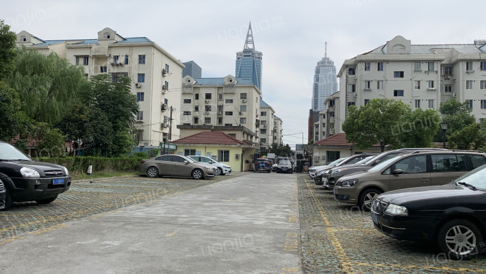 东兴华苑外景图