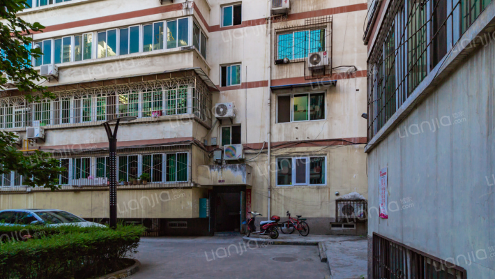 黄河温泉小区外景图