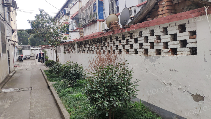 和平二村外景图