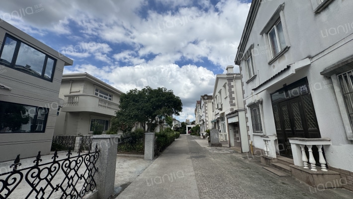 新世纪花园外景图