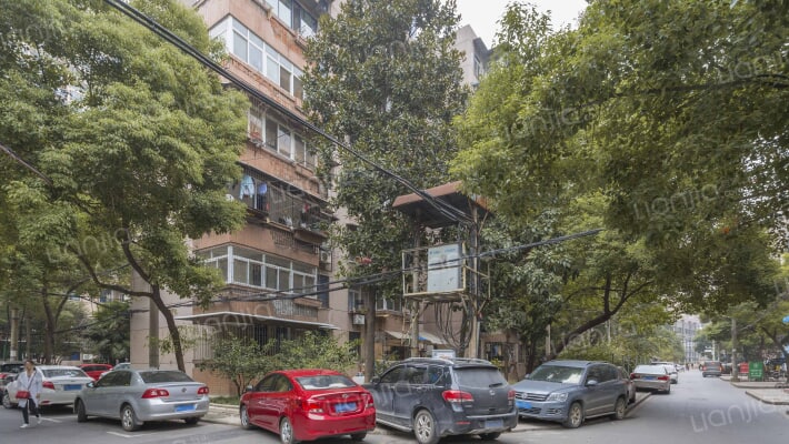 梅苑小区一期外景图