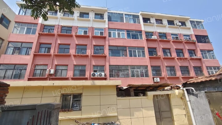 人民银行家属楼外景图