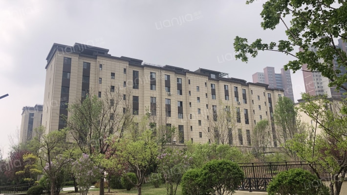 美的时代城外景图