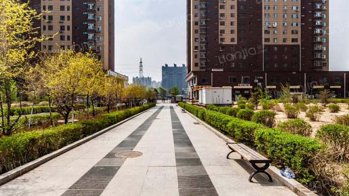 朝阳地矿花园外景图