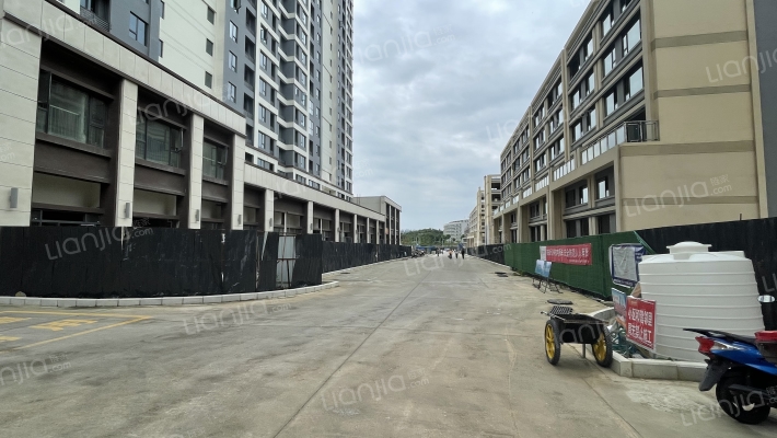 佳兆业·樾伴山外景图