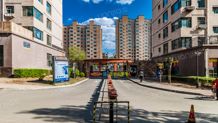 彩虹风景外景图