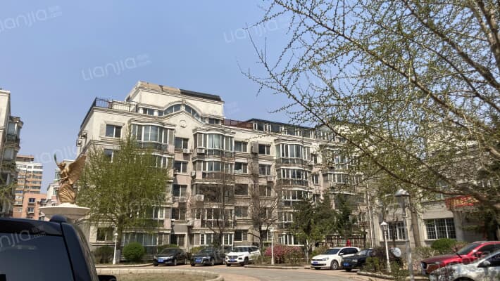 黎明罗马花园外景图