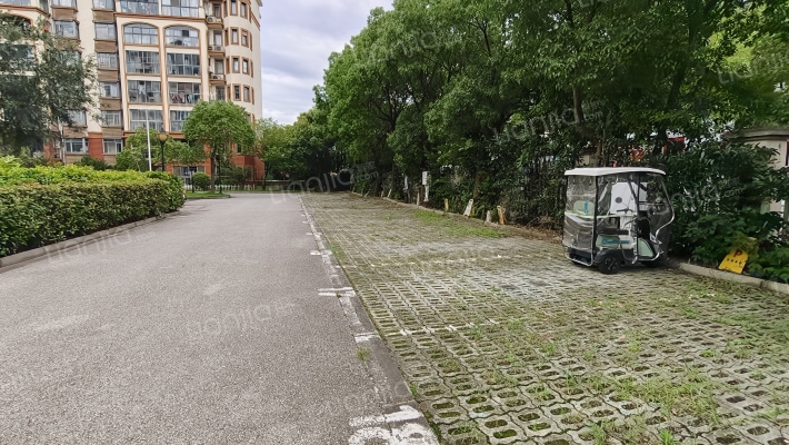 太湖郡外景图