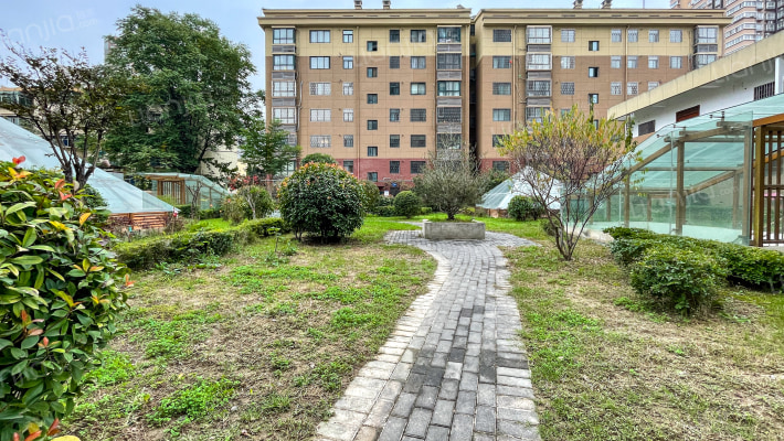 市政百合小区外景图