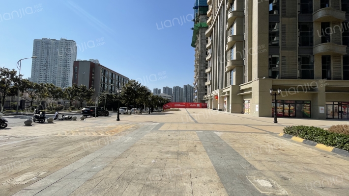 恒大滨河左岸外景图