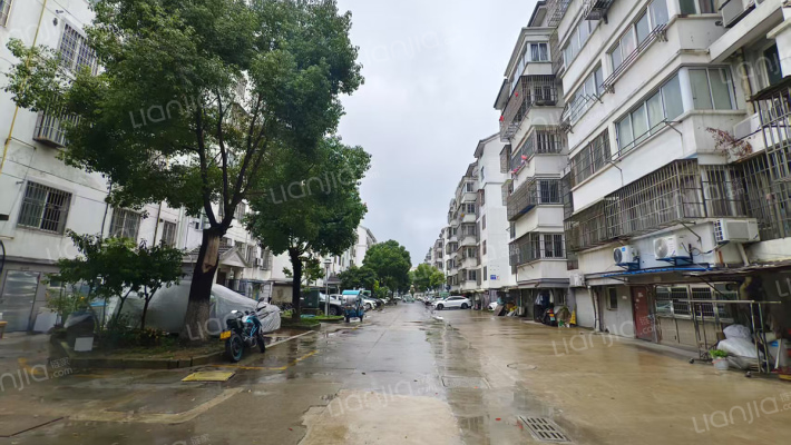 玉盘家园一区外景图