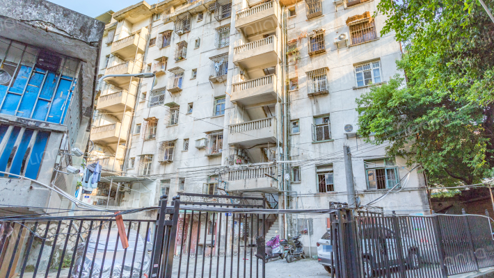 东尤小区外景图