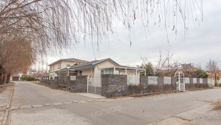 王府家庭农场外景图