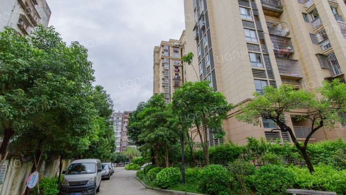 东兴新苑外景图