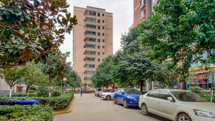 东城国际公寓外景图