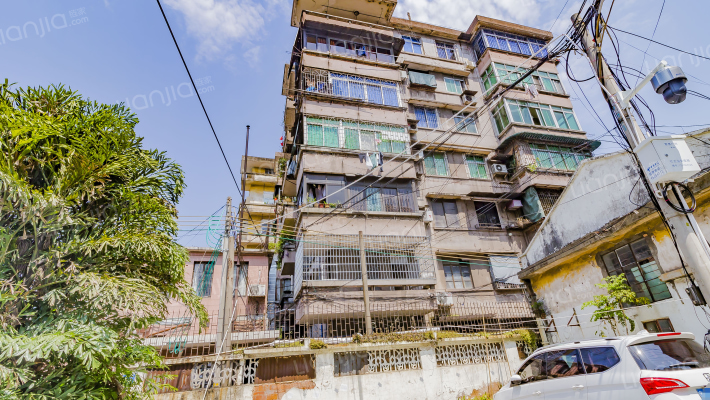 港前路197号大院外景图