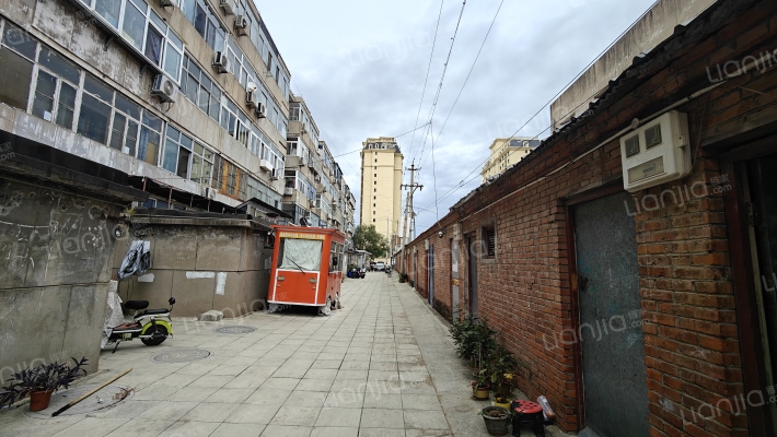 卫生局集资楼外景图