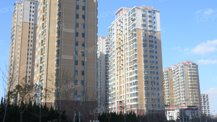 山水名园外景图