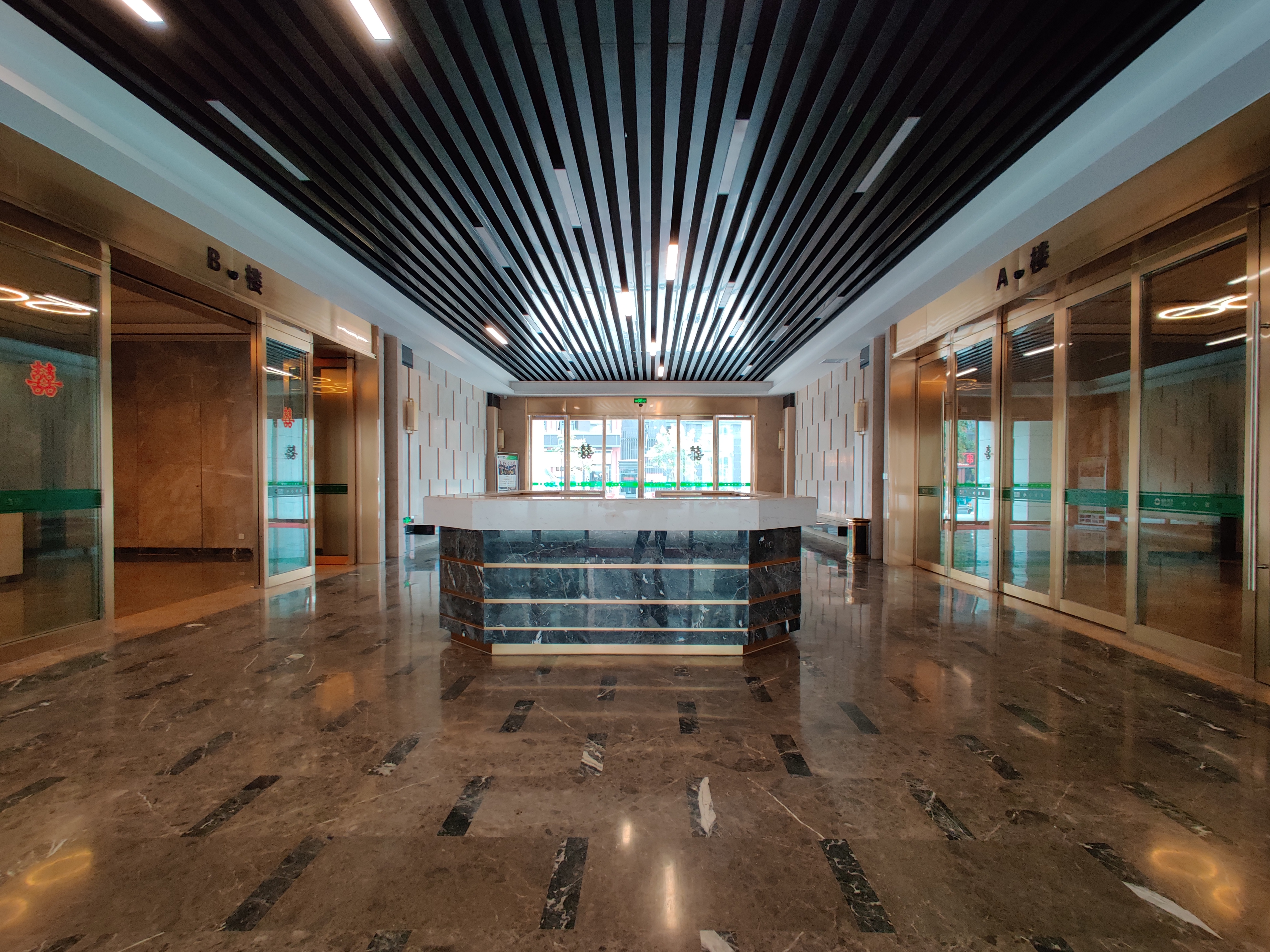 Zhegang International compound photo 5