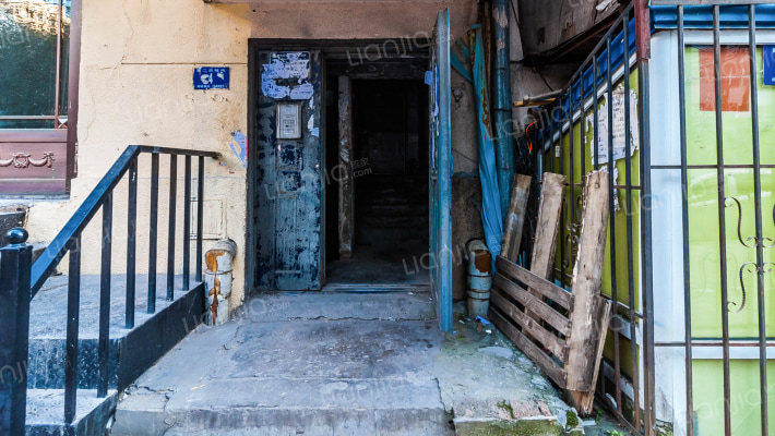 第二巴陵街外景图