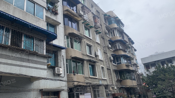 东大街389号外景图