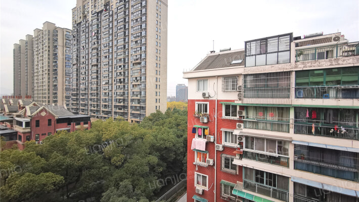 春晖花苑外景图