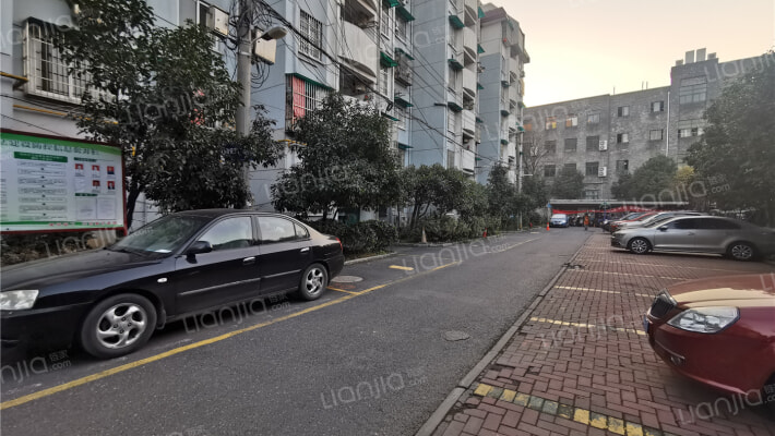 药物所宿舍外景图