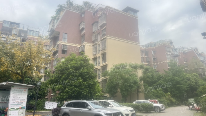 西湖半岛外景图