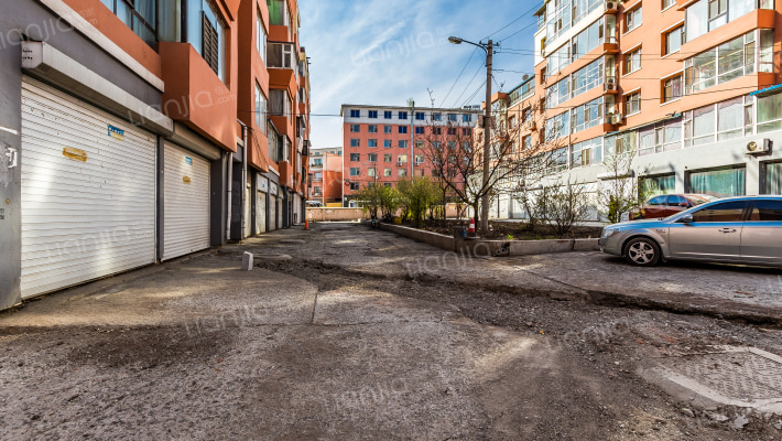 公交红旗小区北区外景图