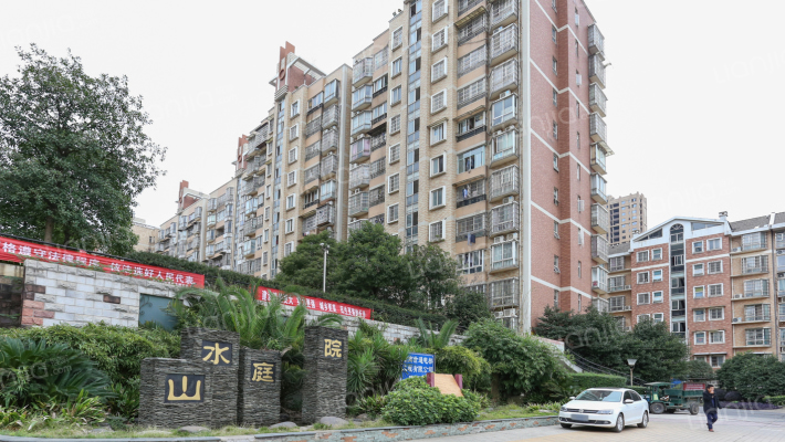 山水庭院东区外景图