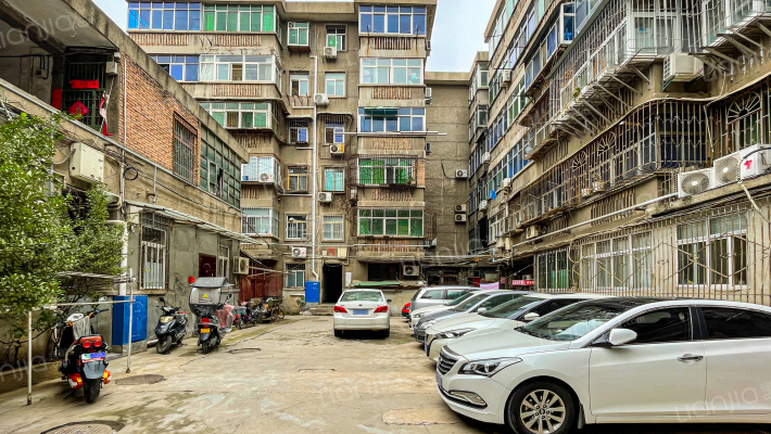 端履门小区外景图