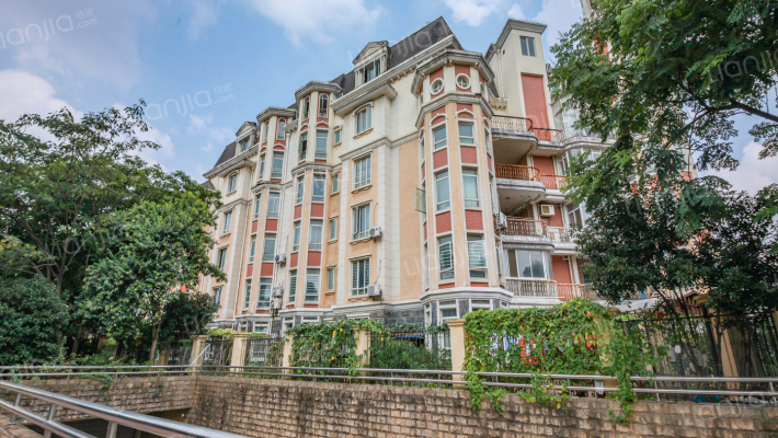 保利国际高尔夫花园意大利庄园外景图