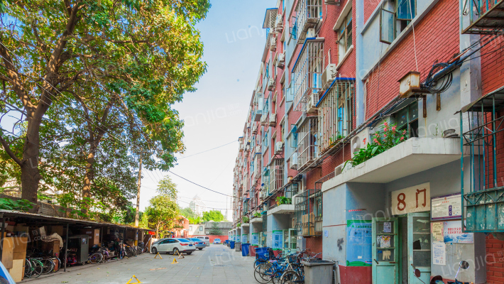 赵堂子胡同外景图