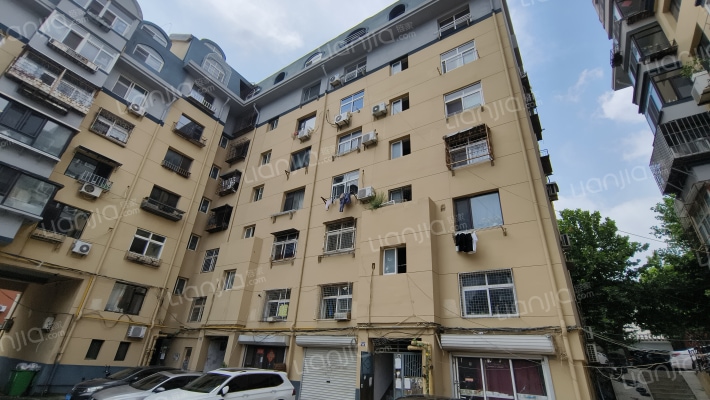 红光街小区外景图