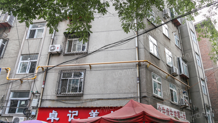 经五路320号外景图