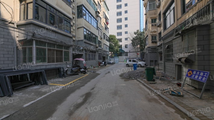 文卫路96号外景图