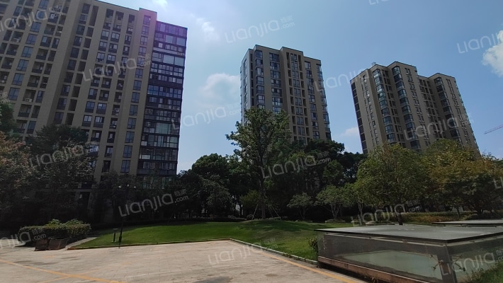 兴隆公寓外景图